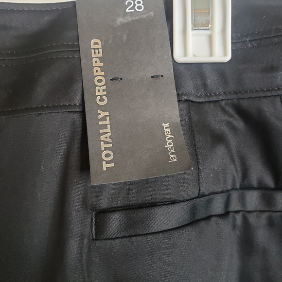 Lane Bryant Pants Totally Cropped Black Women’s Plus Size 28 NWT - Picture 3 of 12
